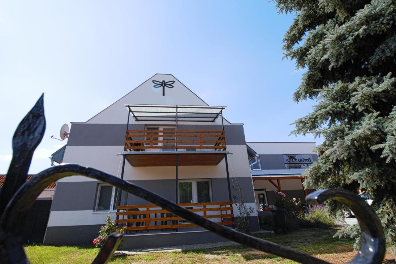 Hotel Szitakoeto Panzio Tiszafüred Exterior foto